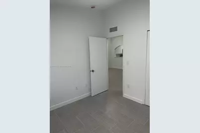 2930 SE 12th Rd #203-31, Homestead, FL 33035 - Photo 10