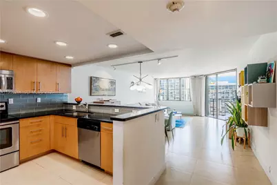 1925 Brickell Ave #D2006, Miami, FL 33129 - Photo 14