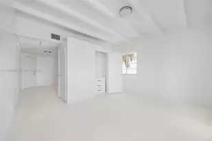 3915 N Meridian Ave, Miami Beach, FL 33140 - Photo 20