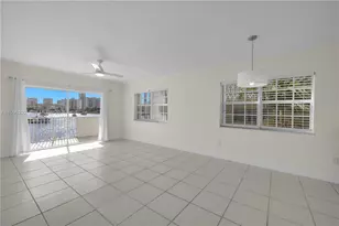 462 Golden Isles Dr, Hallandale Beach, FL 33009 - Photo 2
