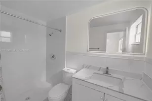 462 Golden Isles Dr, Hallandale Beach, FL 33009 - Photo 10