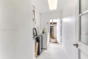 1263 NE 182nd St, North Miami Beach, FL 33162 - Photo 24