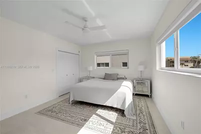 462 Golden Isles Dr #211, Hallandale Beach, FL 33009 - Photo 16