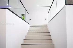 420 SW 15th Rd, Miami, FL 33129 - Photo 68