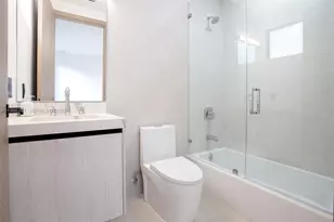 420 SW 15th Rd, Miami, FL 33129 - Photo 38