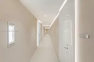 1000 Brickell Plaza, Miami, FL 33131 - Photo 30