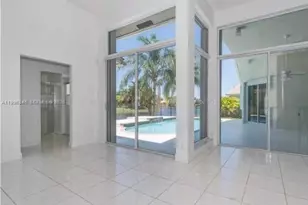 3066 Lakewood Cir, Weston, FL 33332 - Photo 8