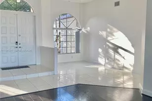 3066 Lakewood Cir, Weston, FL 33332 - Photo 6