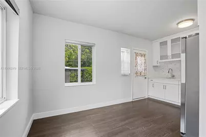 180 Seaman Ave, Opa Locka, FL 33054 - Photo 12
