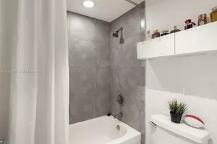 680 NE 64th St, Miami, FL 33138 - Photo 18