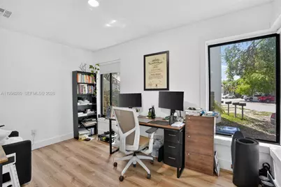 7811 NE 10th Ct, Miami, FL 33138 - Photo 16