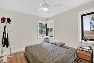 7811 NE 10th Ct, Miami, FL 33138 - Photo 22