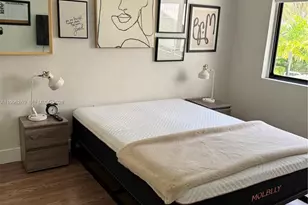 7811 NE 10th Ct, Miami, FL 33138 - Photo 8