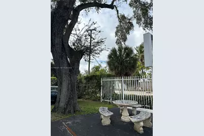 7801 NE 4th Ct #101, Miami, FL 33138 - Photo 14
