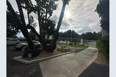 7801 NE 4th Ct #101, Miami, FL 33138 - Photo 14