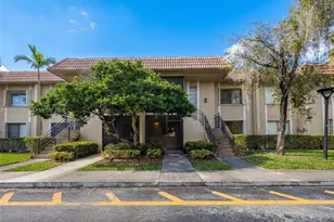 310 Lakeview Dr, Weston, FL 33326 - Photo 1