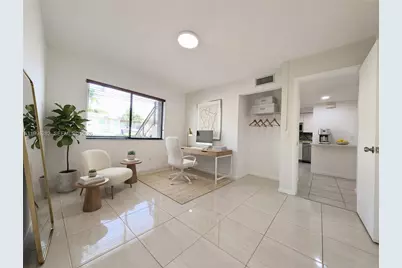 310 Lakeview Dr #105, Weston, FL 33326 - Photo 18