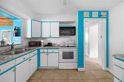 417 SW 1st Ave, Boynton Beach, FL 33435 - Photo 10