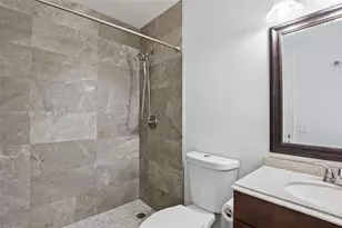 1360 NW 97th Terrace, Pembroke Pines, FL 33024 - Photo 24