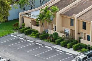 1360 NW 97th Terrace, Pembroke Pines, FL 33024 - Photo 38