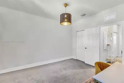 3392 W 105th Ter, Hialeah, FL 33018 - Photo 22