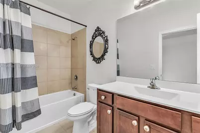 3392 W 105th Ter, Hialeah, FL 33018 - Photo 24