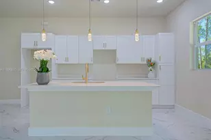 3402 72nd St W, Lehigh Acres, FL 33971 - Photo 6