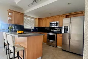 5249 W 24th Ct, Hialeah, FL 33016 - Photo 4