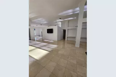 620 W Laurel Ln W, Pembroke Pines, FL 33027 - Photo 24