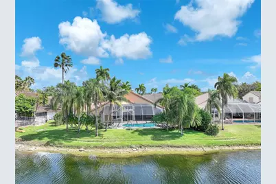 620 W Laurel Ln W, Pembroke Pines, FL 33027 - Photo 18