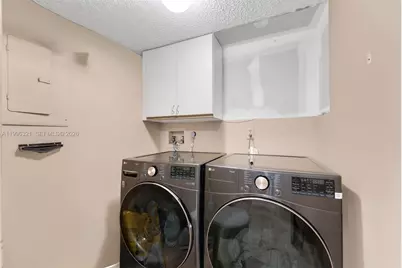 7653 NW 79th Ave #109, Tamarac, FL 33321 - Photo 16