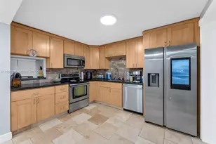 7653 NW 79th Ave, Tamarac, FL 33321 - Photo 2