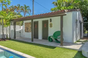 1321 Tyler St, Hollywood, FL 33019 - Photo 78