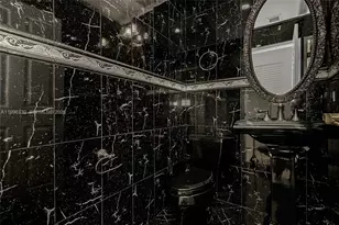 2545 NE 207th St, Miami, FL 33180 - Photo 18