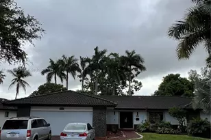 19265 E St Andrews Dr, Hialeah, FL 33015 - Photo 60