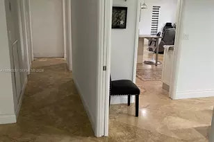 19265 E St Andrews Dr, Hialeah, FL 33015 - Photo 24