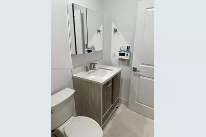19265 E Saint Andrews Dr, Hialeah, FL 33015 - Photo 40