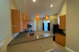 1837 NE 37th Pl, Homestead, FL 33033 - Photo 4