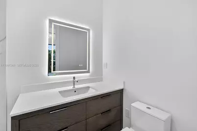 620 Solar Isle Dr, Fort Lauderdale, FL 33301 - Photo 22