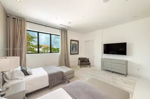 13145 Coronado Ln, North Miami, FL 33181 - Photo 36