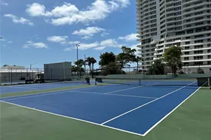 600 NE 36th St, Miami, FL 33137 - Photo 22