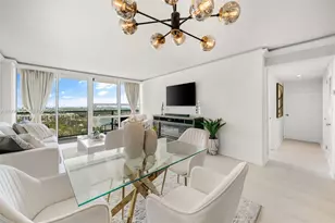 600 NE 36th St, Miami, FL 33137 - Photo 2