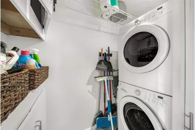 600 NE 36th St #1414, Miami, FL 33137 - Photo 18