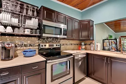 11426 NW 4th Ter #11426, Sweetwater, FL 33172 - Photo 12