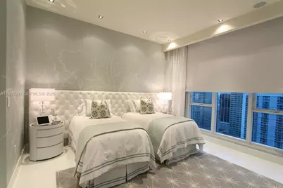 900 Brickell Key Blvd #PH3403, Miami, FL 33131 - Photo 54