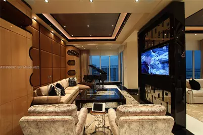 900 Brickell Key Blvd #PH3403, Miami, FL 33131 - Photo 2