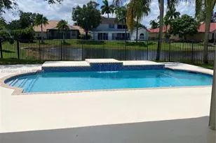 3066 Lakewood Cir, Weston, FL 33332 - Photo 16