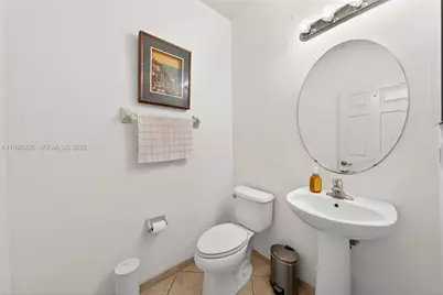 8766 NW 112th Path, Doral, FL 33178 - Photo 8
