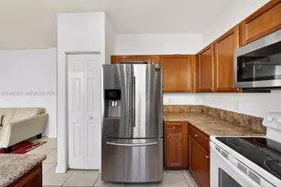 8766 NW 112th Path, Doral, FL 33178 - Photo 18