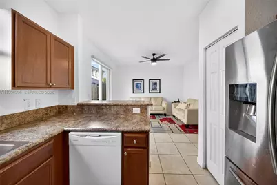 8766 NW 112th Path, Doral, FL 33178 - Photo 18